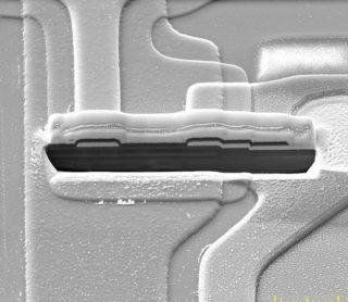 Kính hiển vi điện tử quét SEM trong Công nghệ màn hình